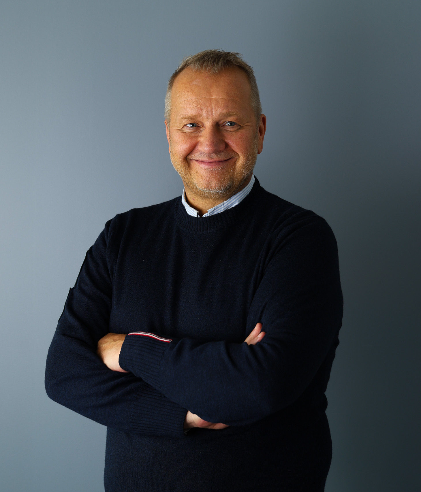 Terje smilende